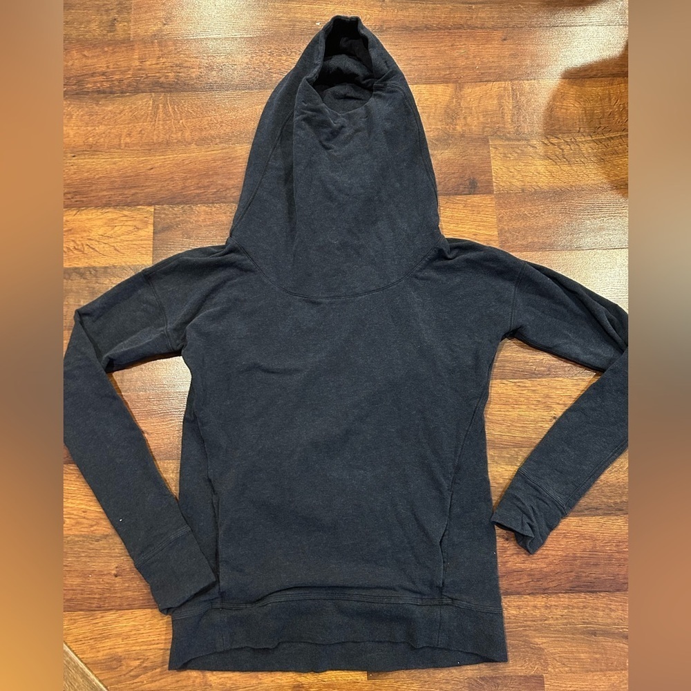 Lululemon Stressless Hoodie Sweatshirt Women’s Size 6 Black Pullover Scuba